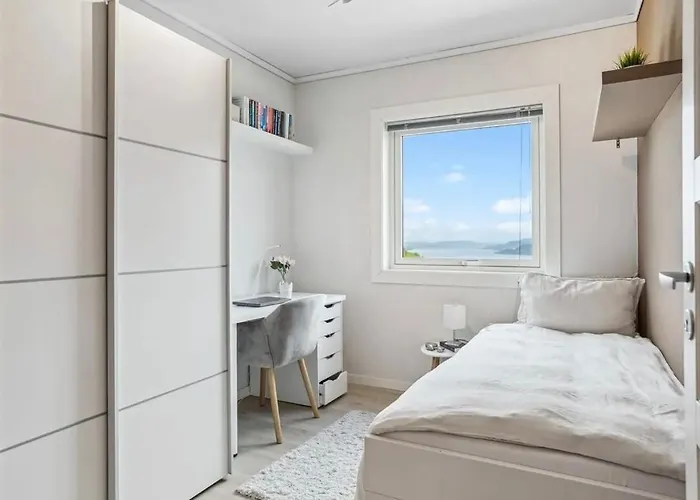 Downtown With A View شقة برغن